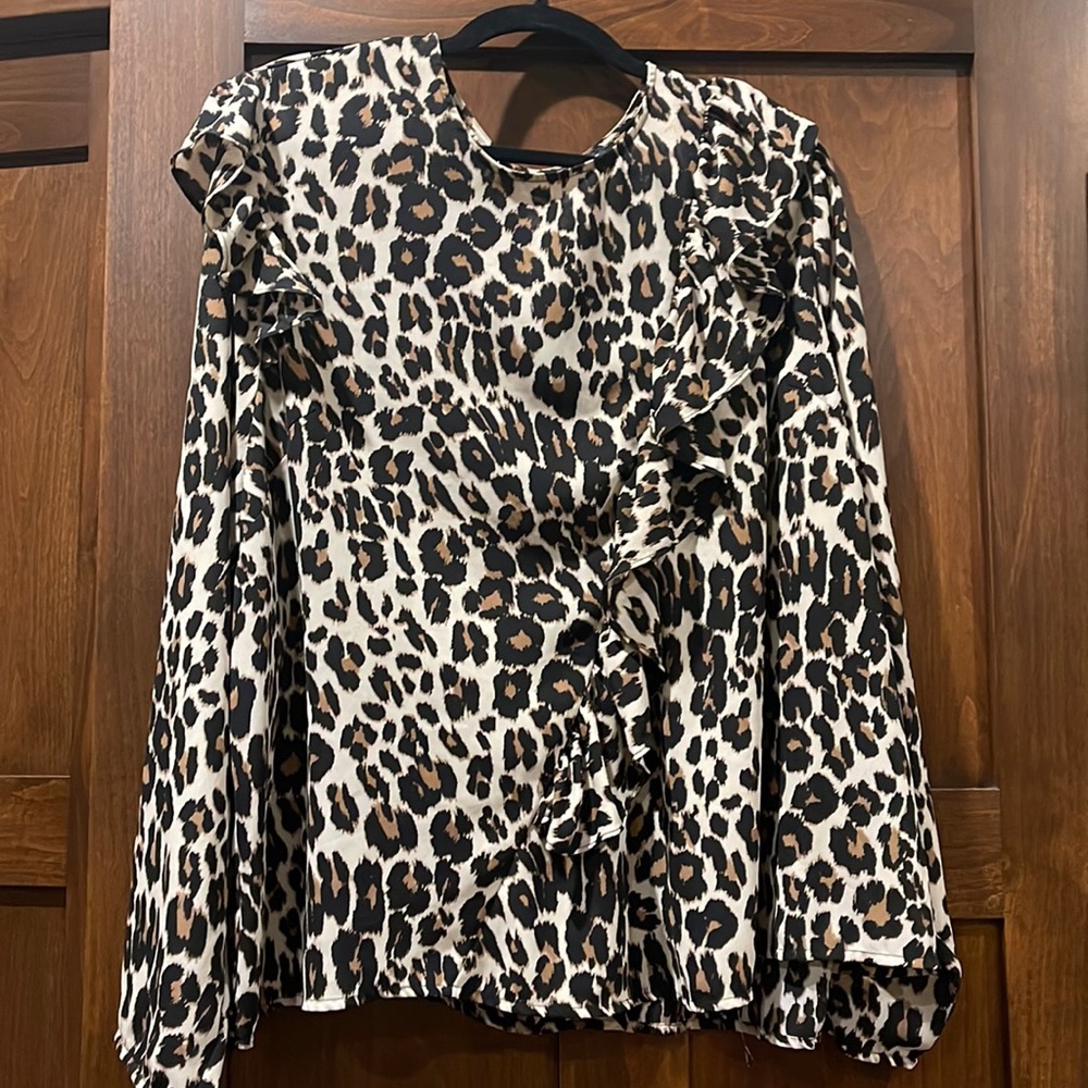 Stylish 🐆 Print Blouse